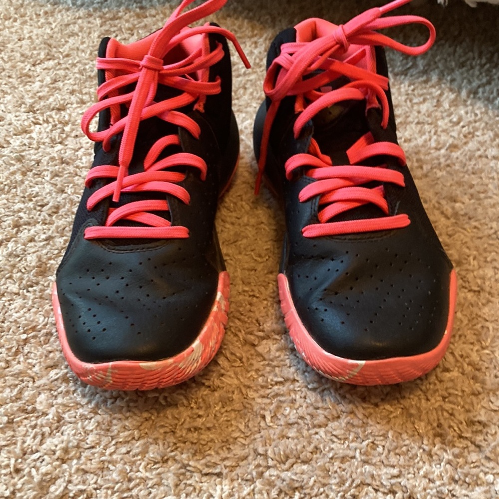 Girls Basketball Shoes